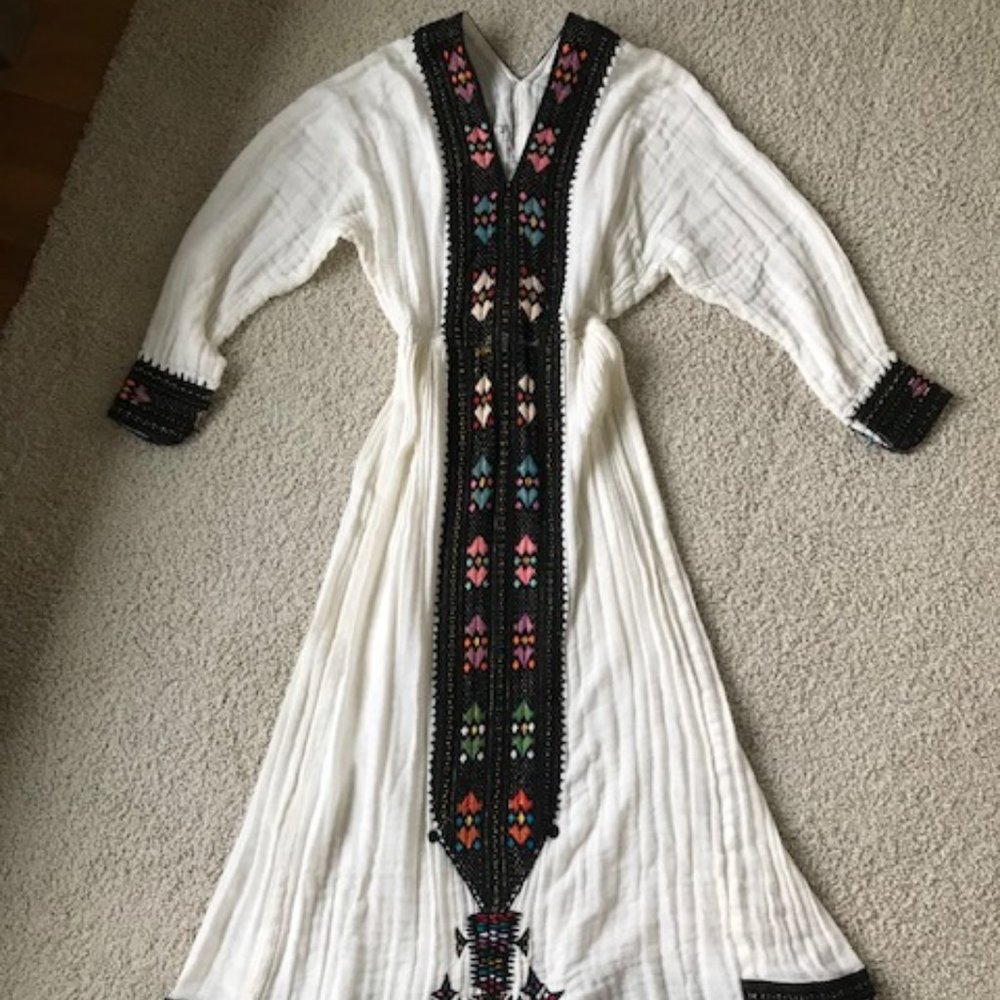Insanely Beautiful Vintage Dress